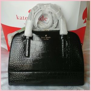 🎄nwt beautiful Authentic Kate spade 🎀 Great gift